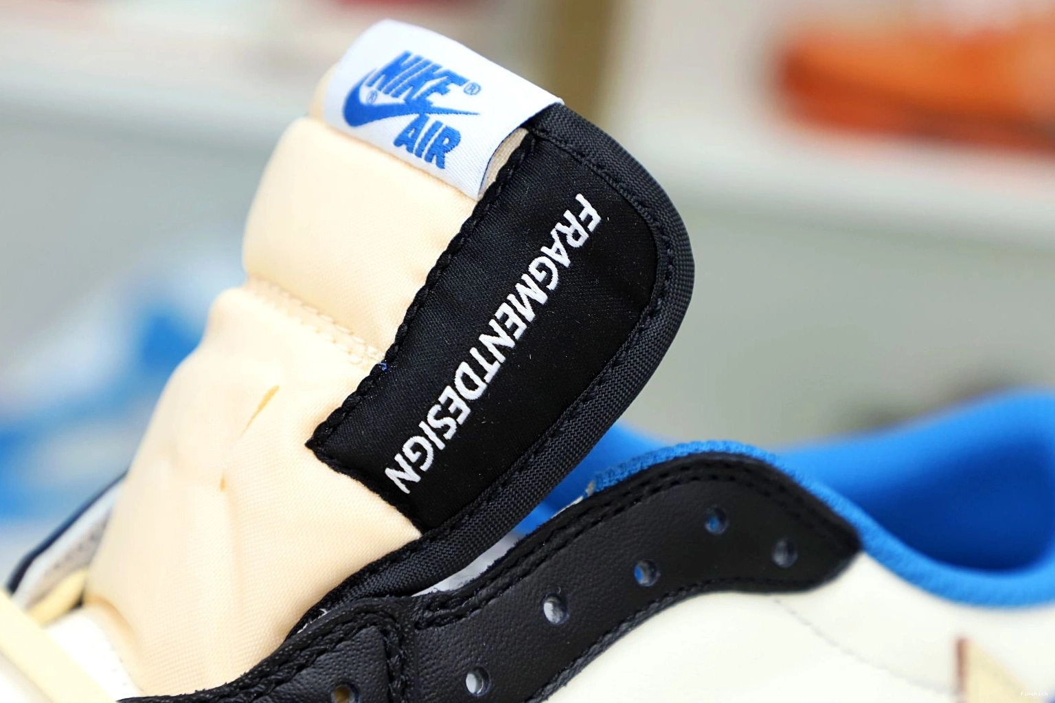 SCOTT X AIR DESIGN 1 FRAGMENT LOW JORDAN TRAVIS X 1125